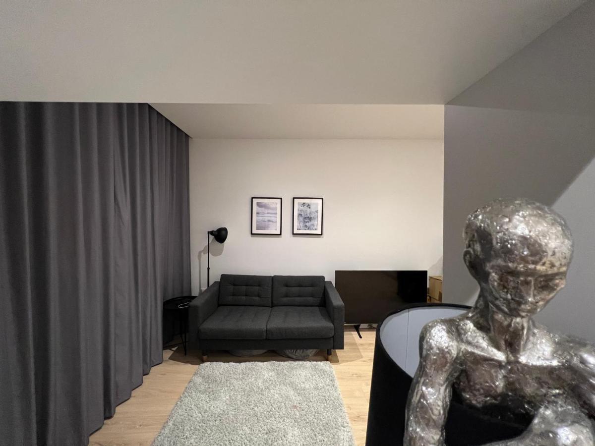 London Heathrow Airport Apartment Voyager House Terminal 12345 - Ev Electric And Parking Available Hillingdon Dış mekan fotoğraf